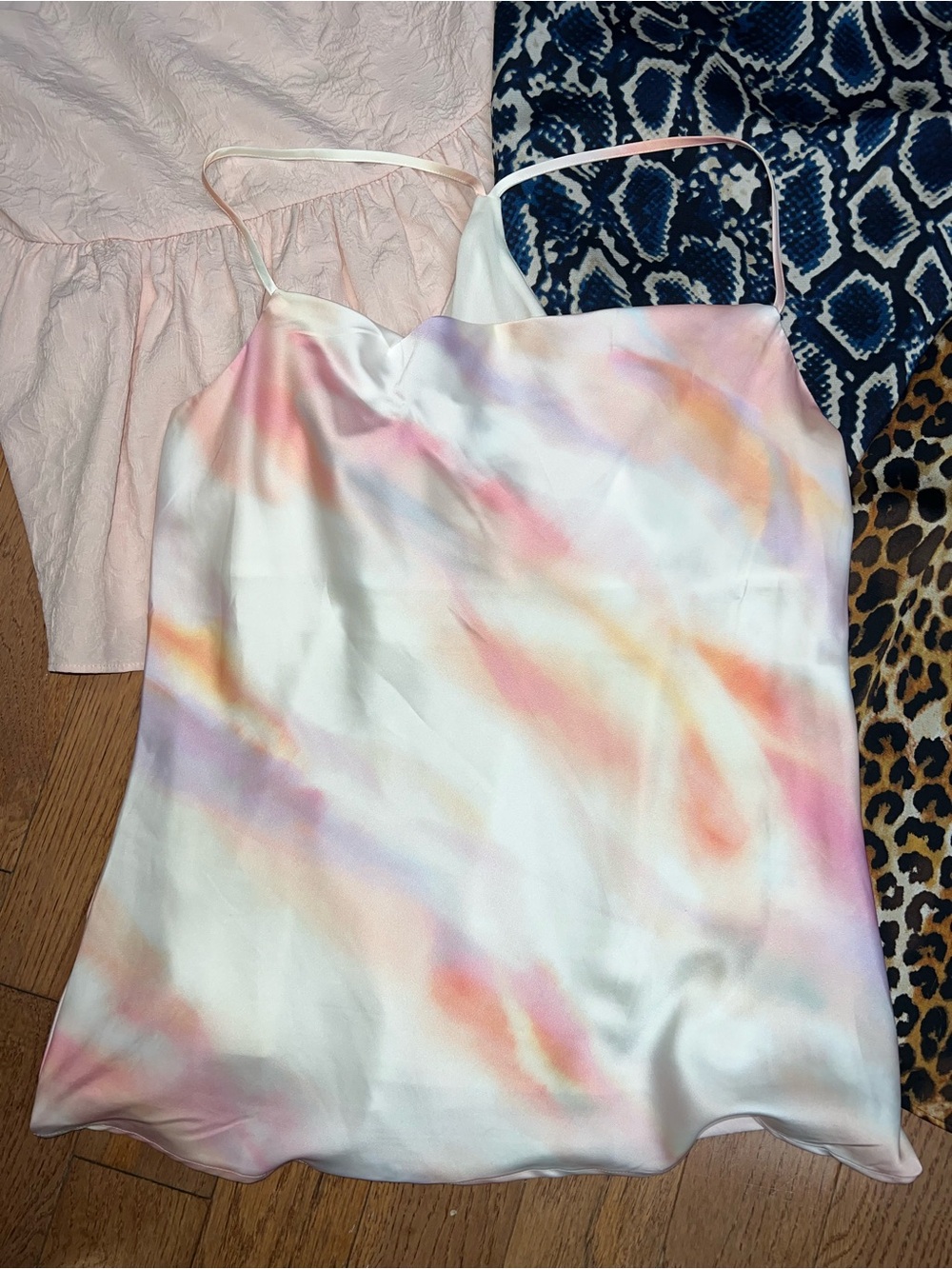 Express Camisole/Tank Bundle of 7 Medium Tops Solid and Print - Picture 2 of 9